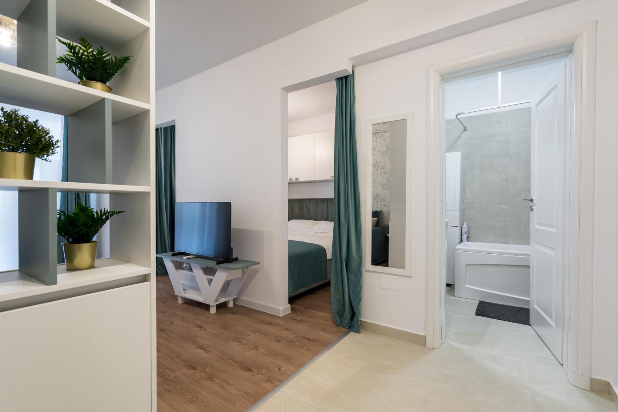 Apartament 1025 *